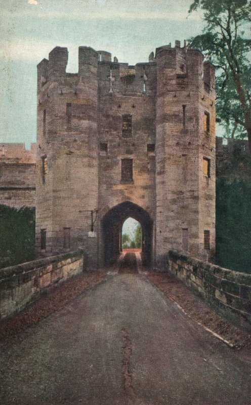 Vintage Postcard Warwick Castle Barbican Architecture Raphael Tuck & Sons