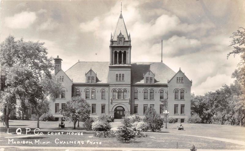 D7/ Madison Minnesota Mn Photo RPPC Postcard Lac qui Parle County Court House