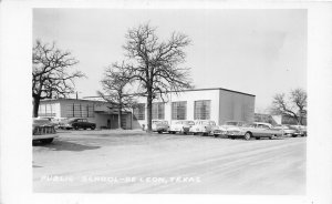 H23/ De Leon Texas RPPC Postcard c1950s Public School Building