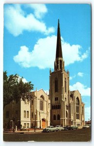 1950s TULSA OK FIRST BAPTIST CHURCH FOUNDED IN 1885 7th & BOSTON POSTCARD P3846