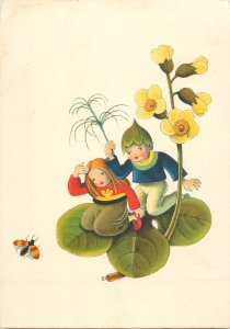 Children welcome beetle bug by Hedwig Sporri-Dolder 1933 Pro Juventute postcard