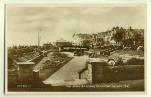 tp2743 - The Sunk Gardens , Clacton-on-Sea , Essex - postcard 