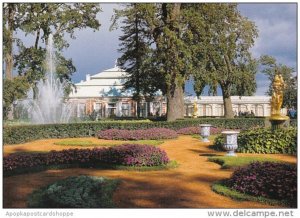 Russia The Fountains Of Peterbof The Lower Park The Monplaisir Complex
