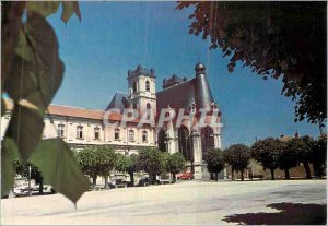 Modern Postcard Saint Mihiel The church St-Michel Place des Moines