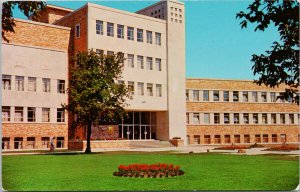 New City Hall Saskatoon Saskatchewan SK Sask c1970 Postcard F12