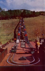 NH - North Conway. Mt Cranmore Skimobile circa 1950's   