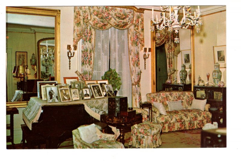 Home of Franklin Roosevelt, Dresden Room, Piano, Hyde Park, New York