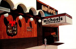 Minnesota Rochester Michaels Restaurant and Lounge
