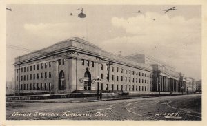 Canada Ontario Toronto Railway Station postcard 