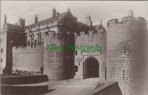 Scotland Postcard - Stirling Castle, The Palace, Stirlingshire   RS36680