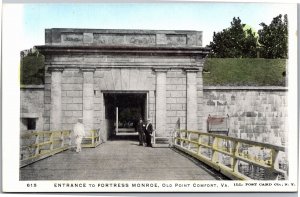 Postcard VA Old Point Comfort  Entrance to Fortress Monroe