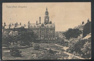 Surrey Postcard - The Town Hall, Croydon    T3103