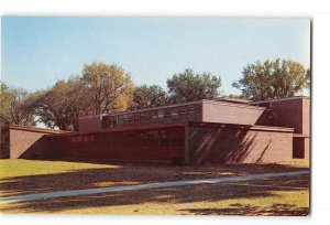 Grinnel Iowa IA Vintage Postcard Grinnell College Science Hall