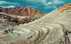 USA Bingham Copper Mine Utah Chrome Postcard 03.58