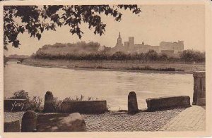 France Avignon Le Rhone et le Chateau des Papes