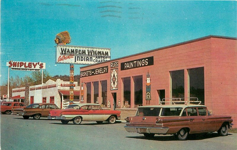 Roadside Postcard Wampum Wigwam Trading Post & Shipley's Mineral House Hwy 160