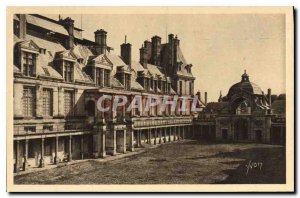 Postcard Old Gothic Palace of Fontainebleau Court