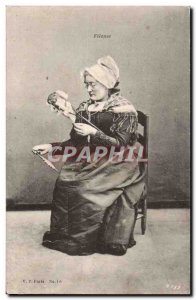 Puy de Dome - Spinner - wool - wool - spinning - Old Postcard