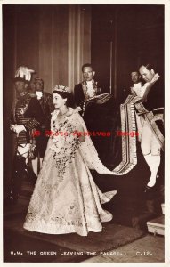 English Royalty, Queen Elizabeth Leaving Palace, Valentine No C12