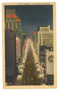 CA - Los Angeles. Broadway Street Scene ca 1931   (crease)