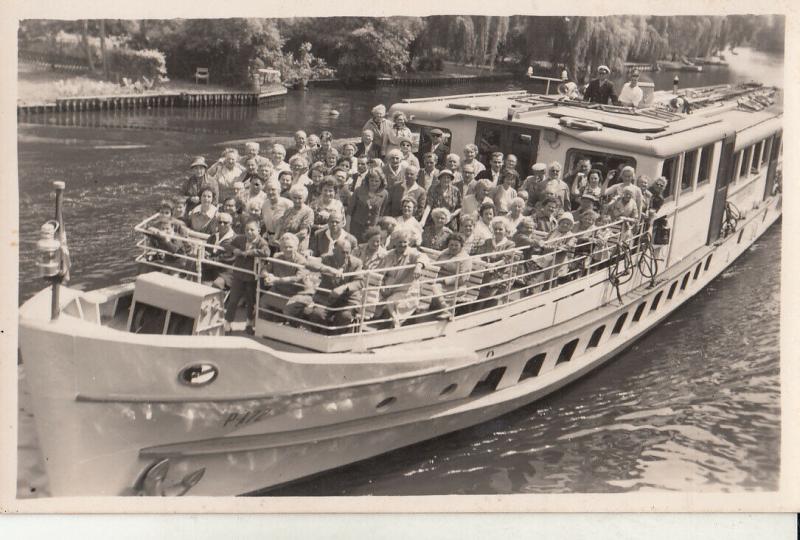 Germany photo R. Woike Müggelheim 1963 tourists pleasure ship snapshot