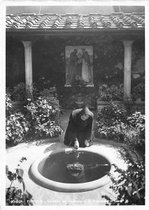 Fiesole   Chiostro del Convento, real photo 