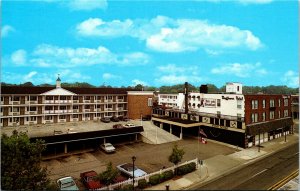 Postcard MI Plymouth The Mayflower Bed & Breakfast Hotel Classic Cars 1970s J5