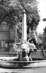 BR11989 Aix en provence fontaine des Quatre Dauphins   real photo  france