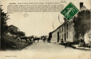 CPA AK SERGINES Ferme de lAncien St-Paterne Marché aux Chevaux (869050)
