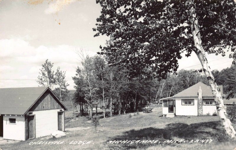 Real Photo Postcard Chriswill Lodge in Michigamme, Michigan~128799 