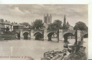 Herefordshire Postcard - Hereford Cathedral & Bridge - Ref 20137A