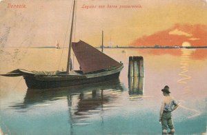 Italy sail & navigation themed postcard Venice sailing vessel fishing boat