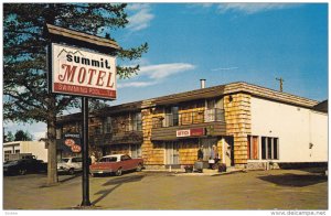 EDSON, Alberta, Canada, 1940-1960's; Summit Motel, Highway 16, Classic Cars