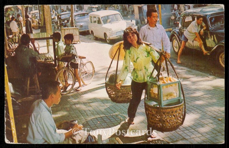 Sidewalk vendor, Saigon