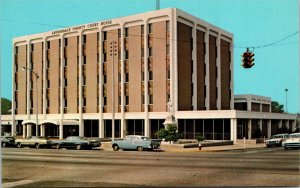 Postcard Alabama Florence The Lauderdale County Courthouse Curt Teich 1971 V187