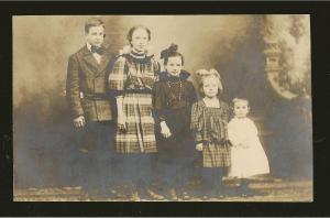 USA Vintage Five 5 Children in Portrait Photo Postcard