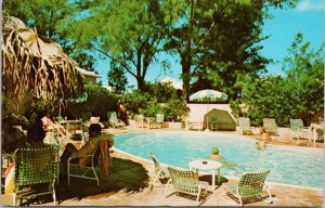 Glencoe Paget Bermuda People Pool Vintage Postcard F25