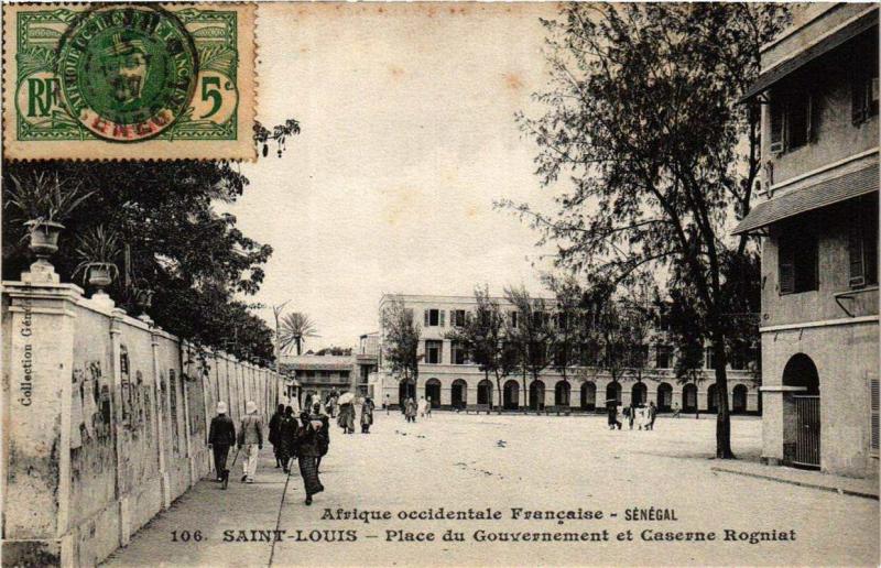 CPA Fortier 106 SAINT-LOUIS Place du Gouvernemtn SÉNÉGAL (670682)