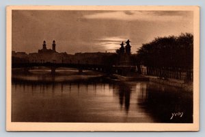 Twilight On the Seine PARIS France Vintage Postcard 0513