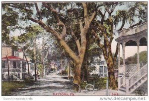 Florida Daytona Bicycles Street Scene