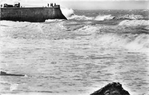 B55882 Trouville Deauville Effets de vagues aux Roches Noires  france