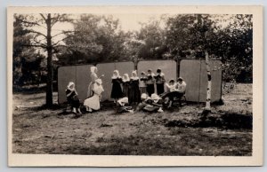 RPPC Reenactors Costumes Children Girls Knitting Pilgrims Postcard J25