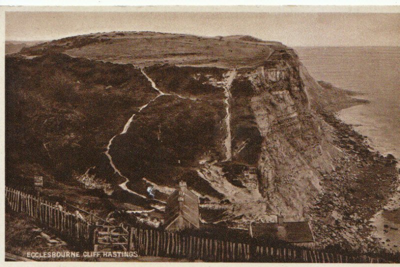 Sussex Postcard - Ecclesbourne Cliff - Hastings - Ref TZ4822