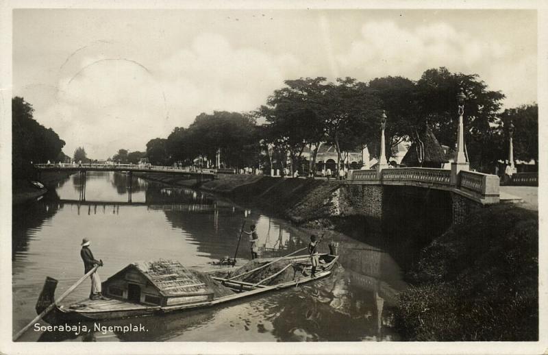 indonesia, JAVA SOERABAIA, Ngemplak, Native Boat (1928) RPPC Postcard