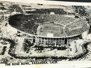 Postcard RPPC The Rose Bowl in Pasadena, CA,  1949.   aa1