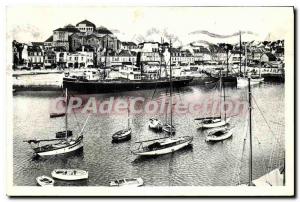 Old Postcard Concarneau general view on the Quays