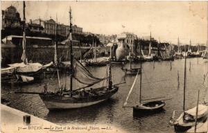 CPA ROYAN - Le Port et le Boulevard Thiers (481196)