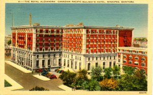 Canada - Manitoba, Winnipeg. Canadian Nat'l Rwy Sta & Royal Alexandra Hotel