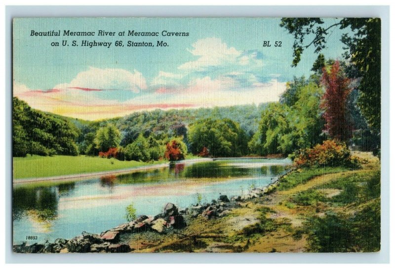 Vintage Beautiful Meramac River At Meramac Caverns Stanton, Mo. Postcard F98 