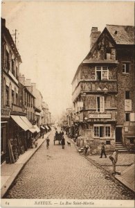 CPA BAYEUX - La rue St-MARTIN (140757)